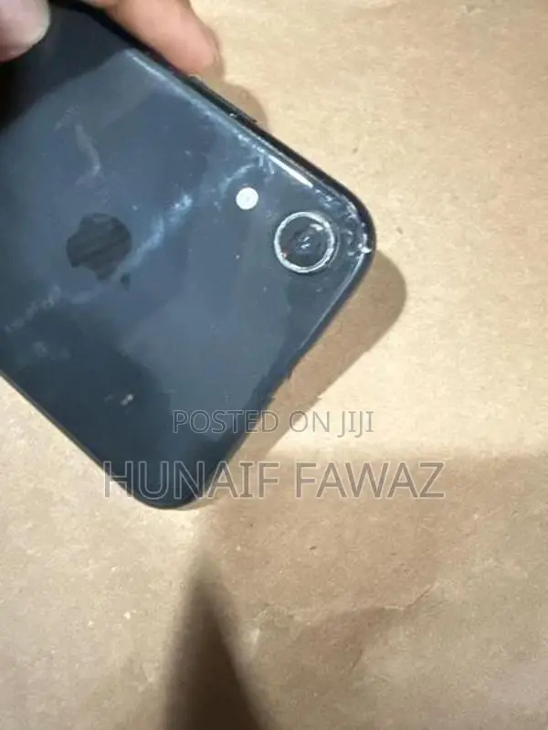 Apple iPhone XR (Used)