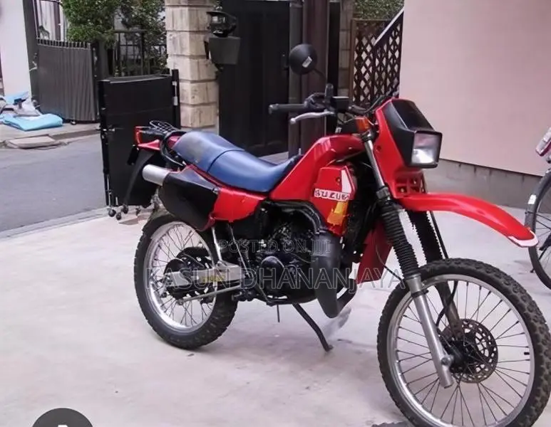 Suzuki RA125 1990