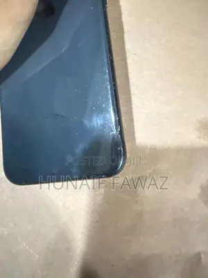 Apple iPhone XR (Used)