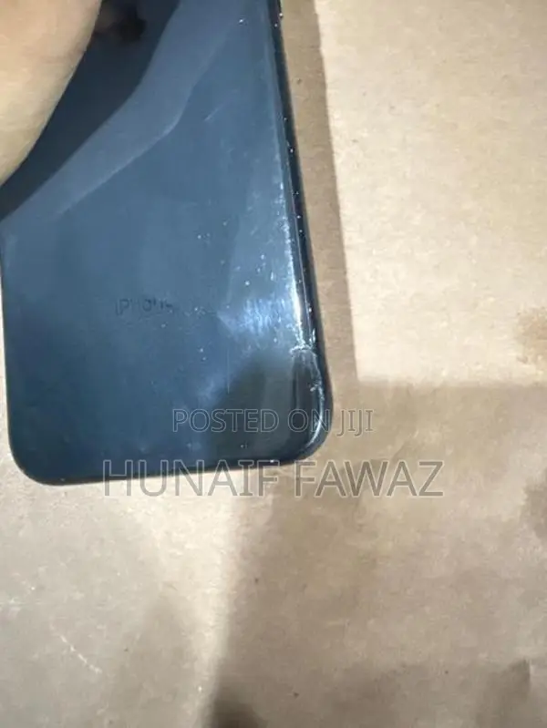 Apple iPhone XR (Used)