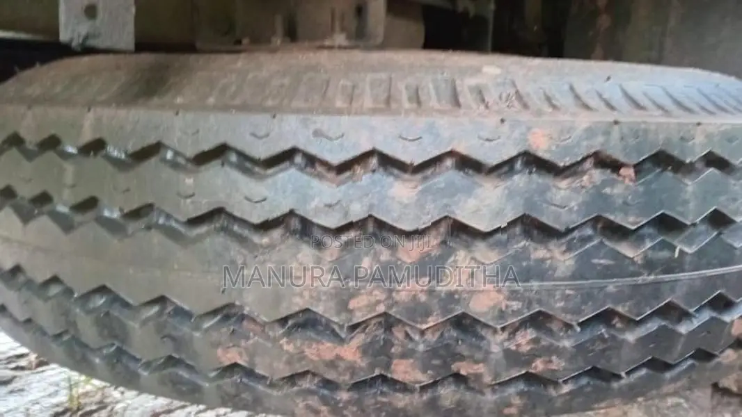Tata 1615 2007