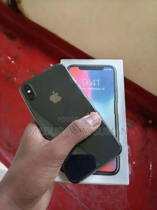 Apple iPhone X (Used)