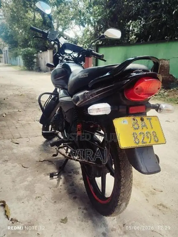 Bajaj Platina 100 2013