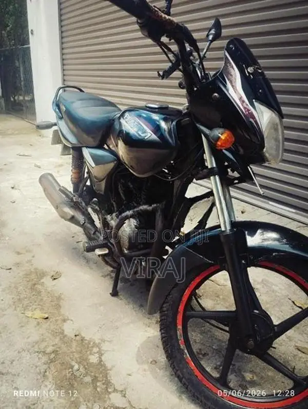 Bajaj Platina 100 2013