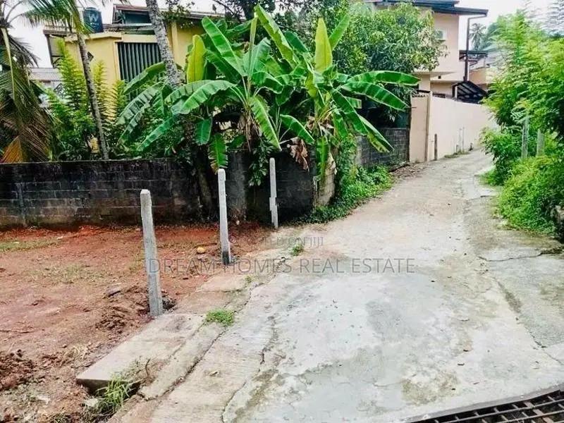7.8 Perch Land for Sale – Malabe Town (Udawatta Rd)