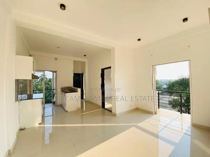 4th Floor Apartment with Stunning Views in Athurugiriya