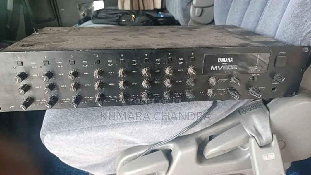 Yamaha Mixer