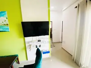 Fully Furnished Apartment – Ariyana Resort, Athurugiriya