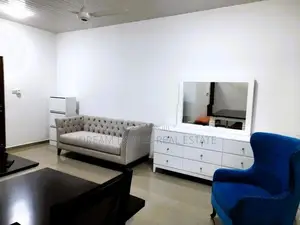 Luxury Fully Furnished Apartment – Ariyana Resort, Athurugiriya