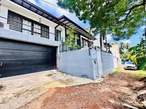 Modern Two-Story Luxury House for Sale – Mirihana