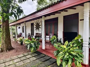 Near Anchor House for Sale in Biyagama