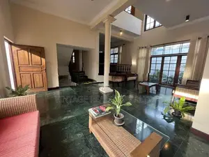 5 Bedroom House For Rent in Thimbirigasyaya