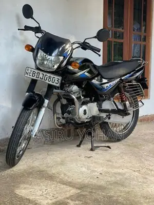 Bajaj CT100 2016