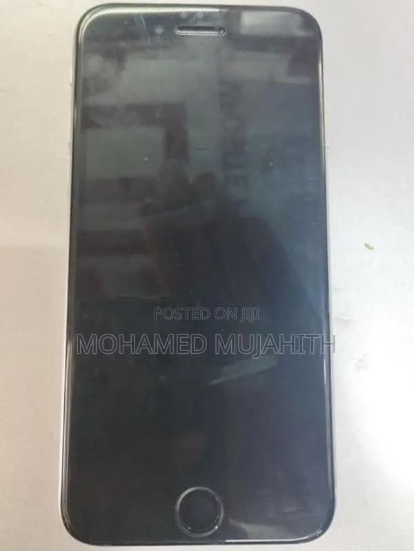Apple iPhone SE 2 (Used)