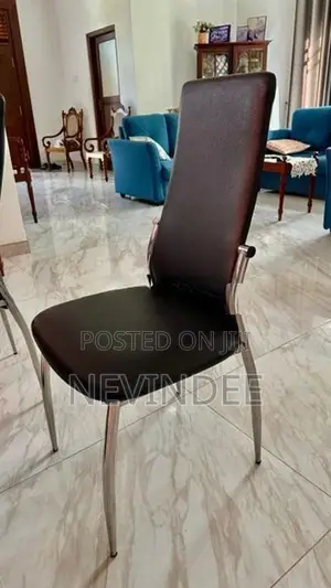 Elegant 6 Seater Dining Table with Chairs