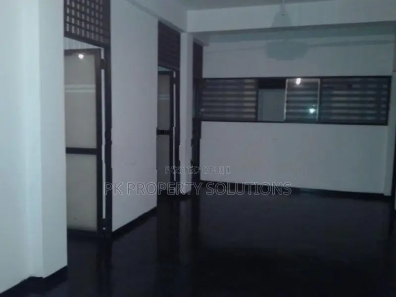 Commercial Building for Rent in Colombo 05 ( File No 60 C)
