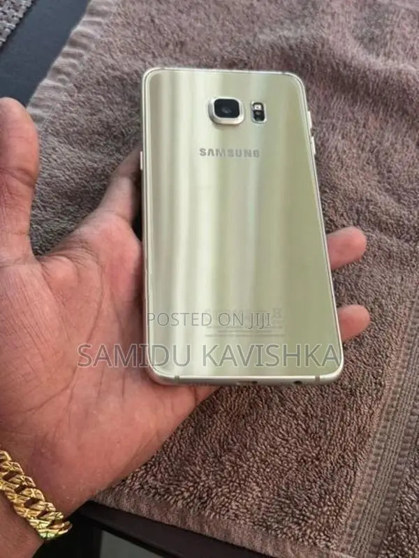 Samsung Galaxy S6 Edge (Used)