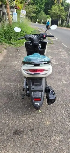 Suzuki Burgman 125 Street 2026