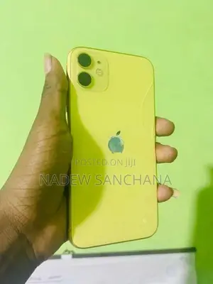 Apple iPhone 11 (Used)