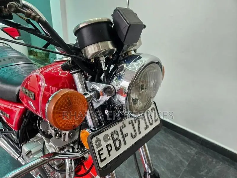 Suzuki GN 125 2017