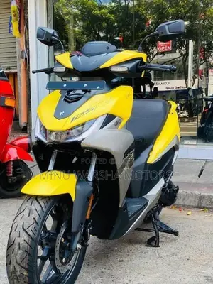 Hero XOOM 125R 2026