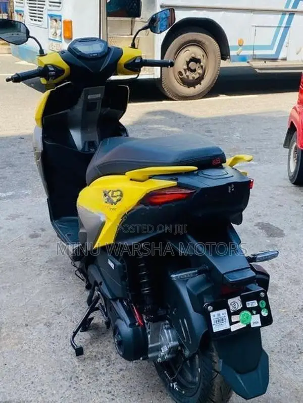 Hero XOOM 125R 2026
