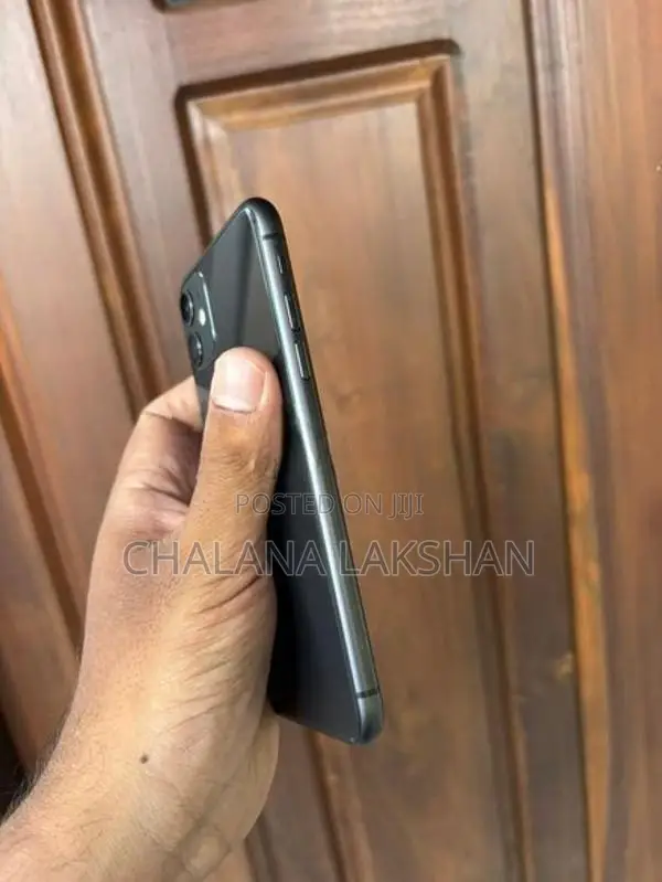 Apple iPhone 11 128GB (Used)