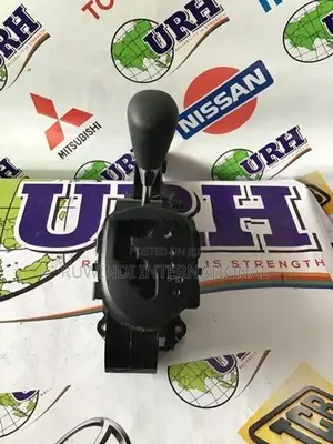 TOYOTA VITZ KSP90 GEAR SHIFTER