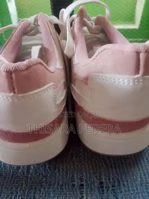Sneakers Shoe