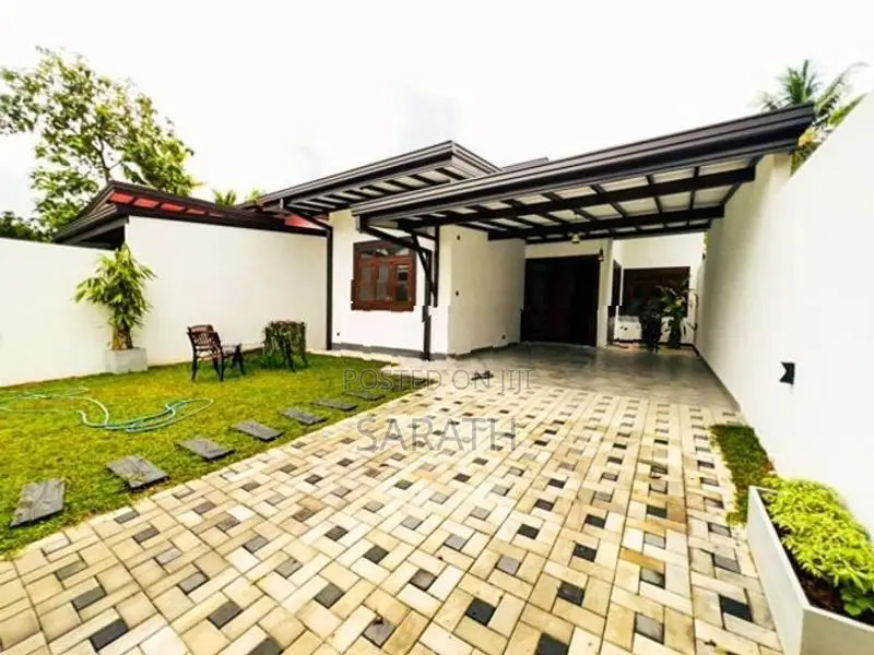 තනිමහල් ලස්සන නිවසක් අතුරුගිරියෙන්