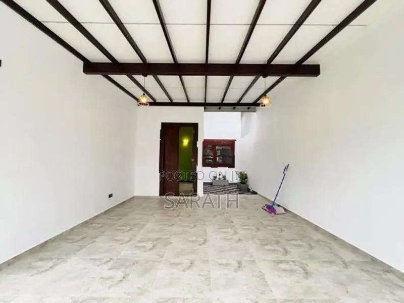 තනිමහල් ලස්සන නිවසක් අතුරුගිරියෙන්