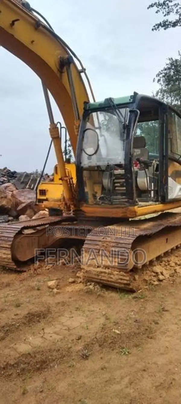 JCB JS 130 Excavator