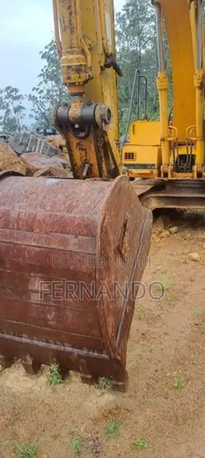 JCB JS 130 Excavator