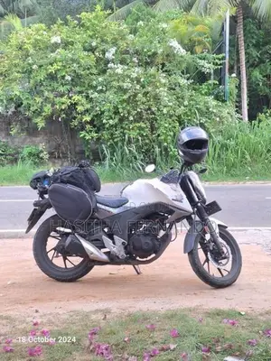 Honda CB Hornet 160R 2018