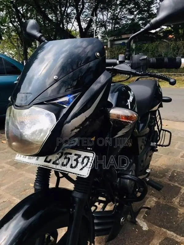 Bajaj Pulsar 150 2017