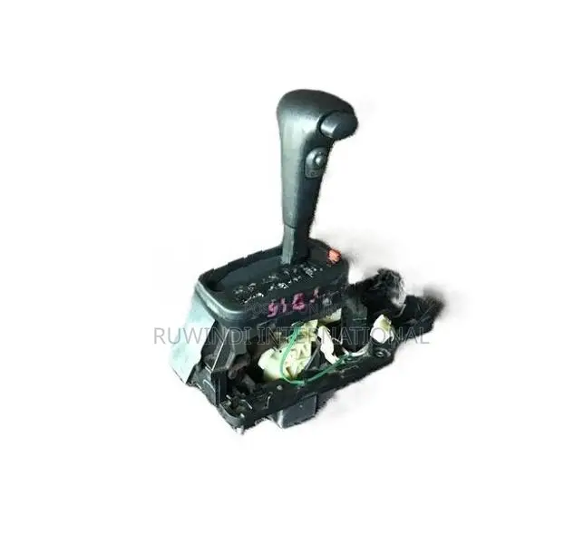 Nissan Sunny FB15 Gear Shifter