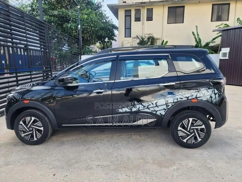 Nissan Tekna Gravite 2026