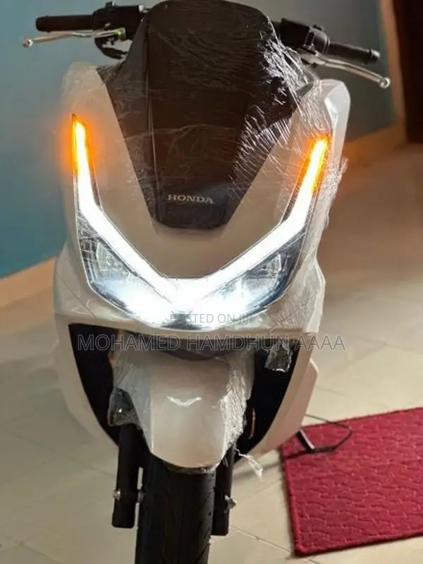Honda PCX160 2025