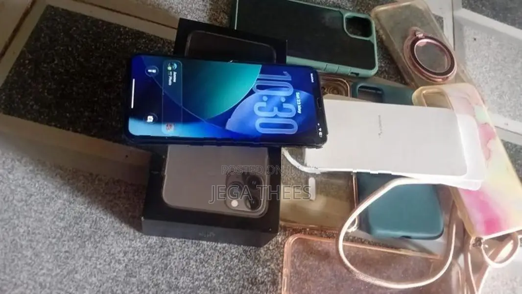 Apple iPhone 11 Pro Max 64GB (Used)
