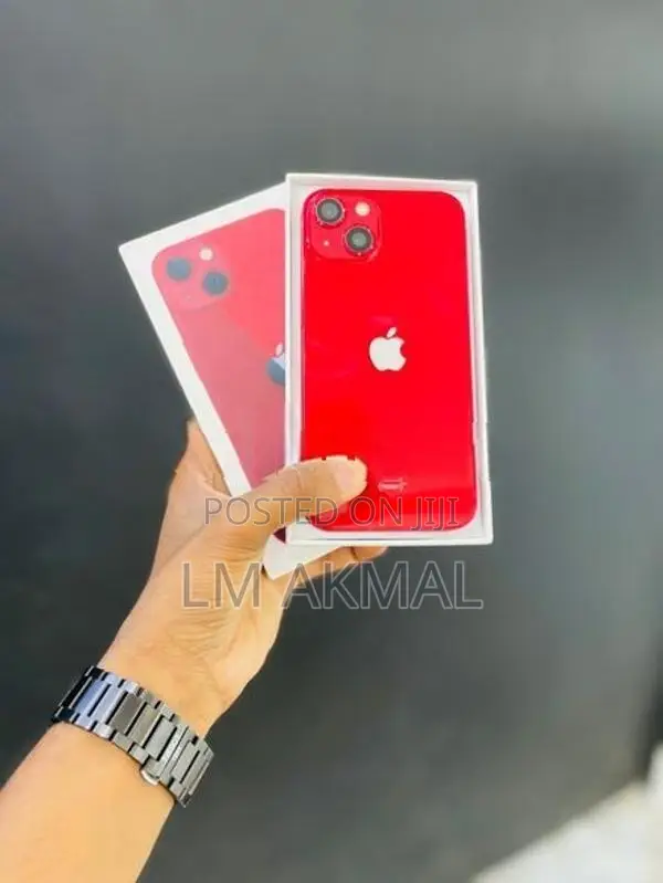 Apple iPhone 13 (Used)