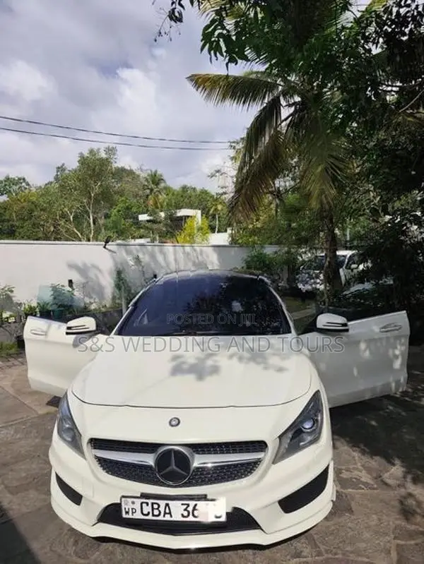 Mercedes Benz CLA 180 2015