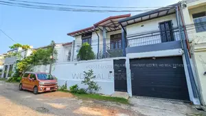 Thalawatugoda Gated Community 10.5 Perch 5BR A/C Luxury House For Sale