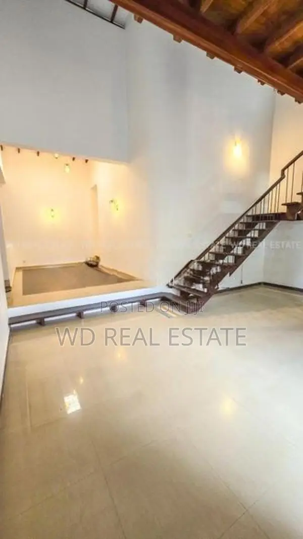 Thalawatugoda Gated Community 10.5 Perch 5BR A/C Luxury House For Sale