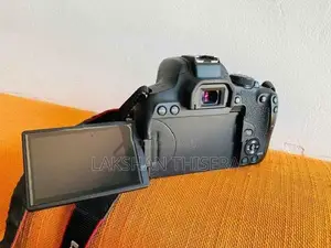 Canon 850 D Body