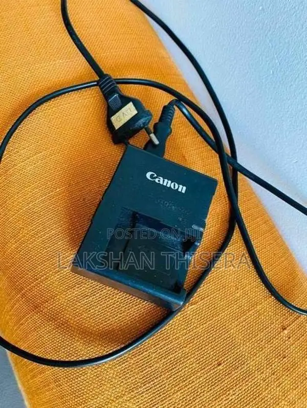 Canon 850 D Body