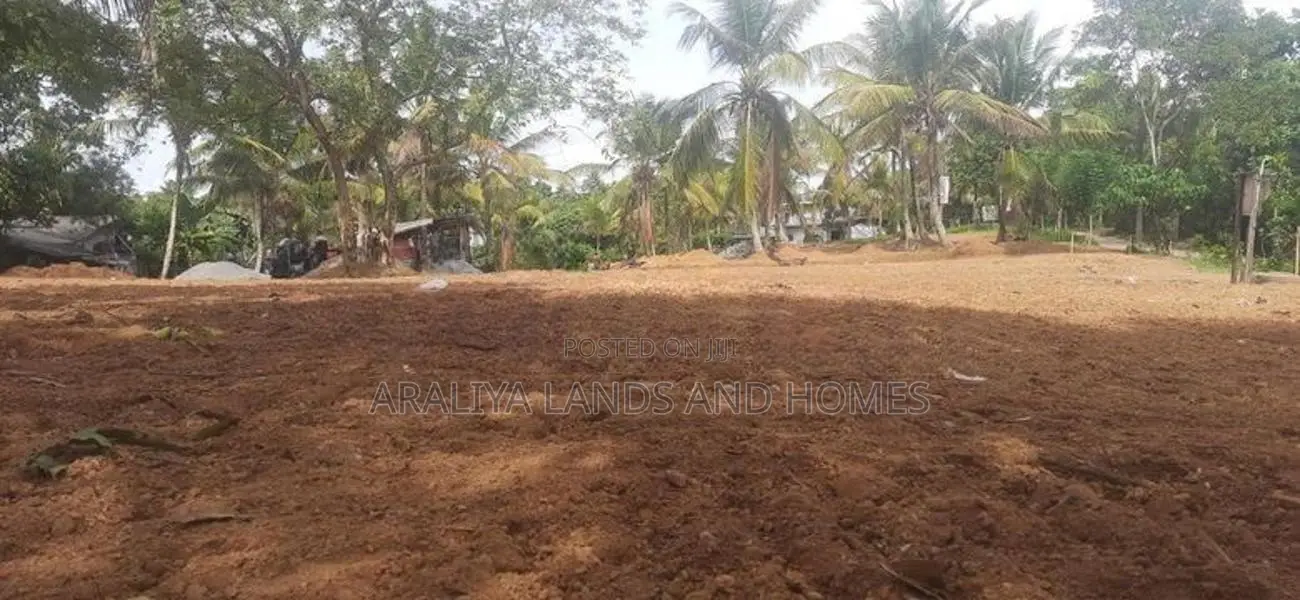 Land for Sale in Close to Kahathuduwa Piliyandala