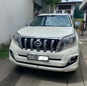 Toyota Land Cruiser Prado 2014