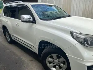 Toyota Land Cruiser Prado 2014