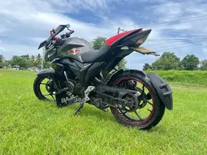 Suzuki Gixxer 2017