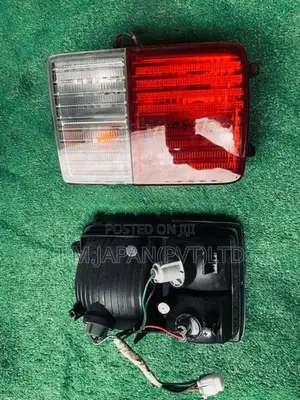 Suzuki Every Buddy Da17 Tail Light